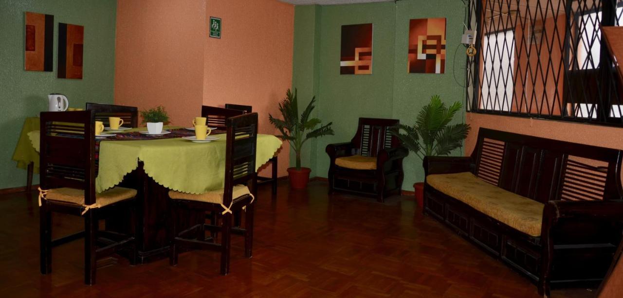 La Estacion Hostal Quito Luaran gambar